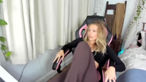 sexyashley_21  06-10-2023 sex Females