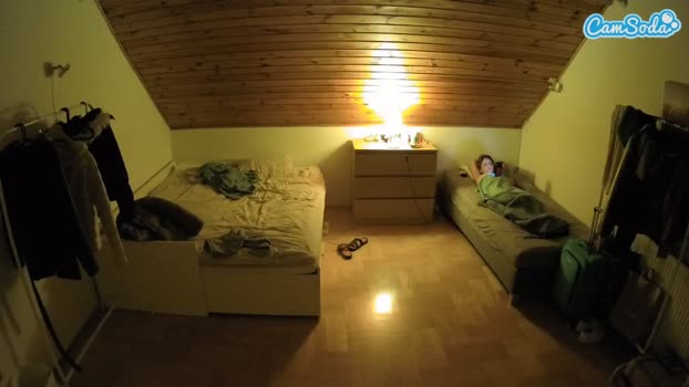 voyeurcam-julmodels-greybed-3 CamSoda 11-10-2023 sexyfeet Females