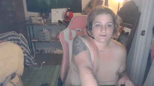 mistressju93  13-10-2023 big Females