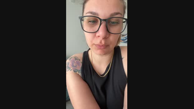 Princess_Vio  15-10-2023 nude Females