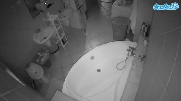 voyeurcam-julmodels-bath-1st-1 CamSoda 15-10-2023 wank Females
