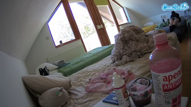 voyeurcam-julmodels-bed-2