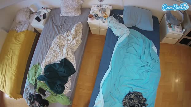 voyeurcam-julmodels-bed-5