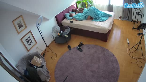 voyeurcam-julmodels-whitebed-4 CamSoda 16-10-2023 naked Females