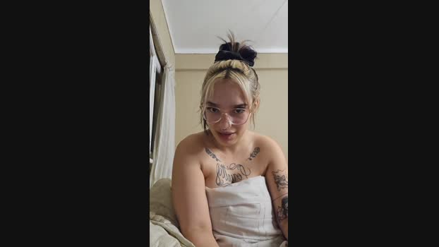 Camisan3x  17-10-2023 fuckface Females