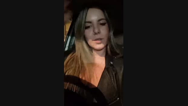 Roxanaaaaaa  16-10-2023 naked Females