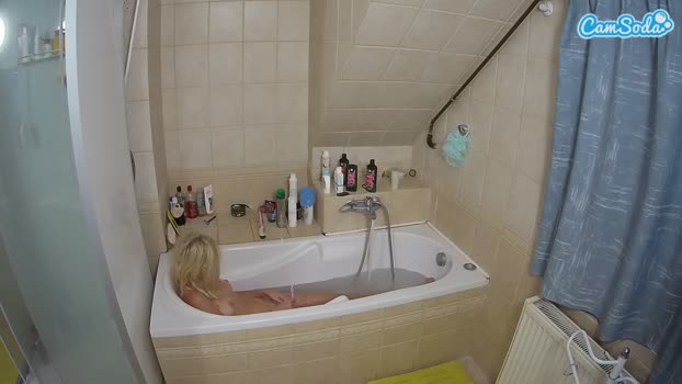 voyeurcam-julmodels-bath-2nd-1 CamSoda 17-10-2023 Video Females