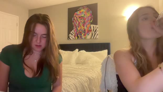 emilytaylorxo  19-10-2023 tits Couples