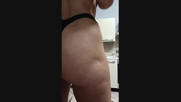 Caledoniax2  19-10-2023 blowjob Females