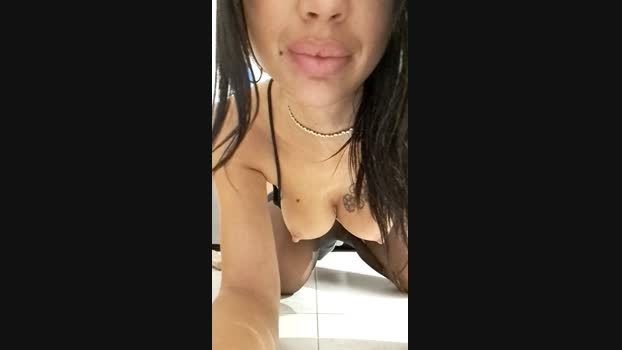 Sexy___Morena  19-10-2023 spank Females