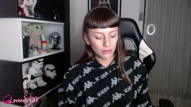 babypinkcatlive  20-10-2023 horny Females