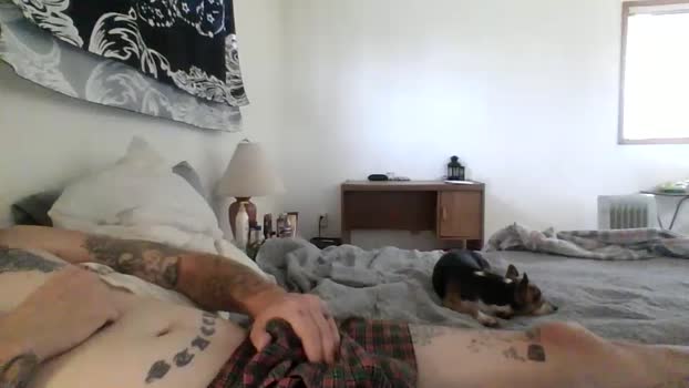 slippery_eyes  21-10-2023 suckcock Couples