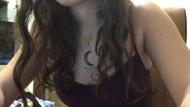 Tania226  23-10-2023 kiss Females