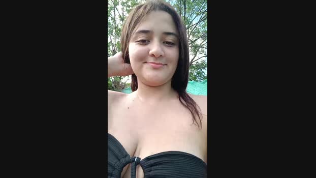 _liancy_  02-11-2023 sexybody Females