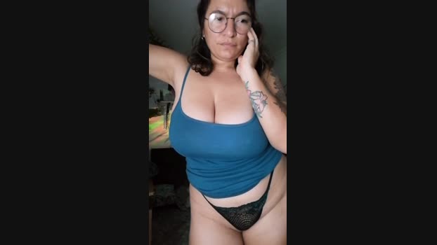 CrazyMom69  06-11-2023 fuckpussy Females