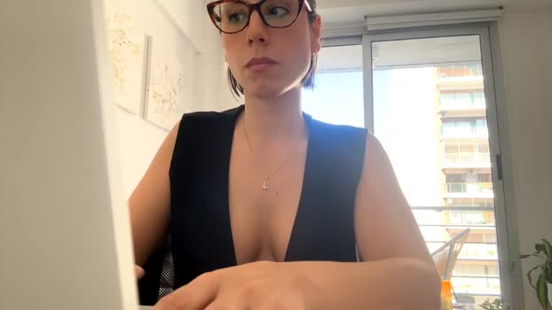 corporatebunny  06-11-2023 naked Females