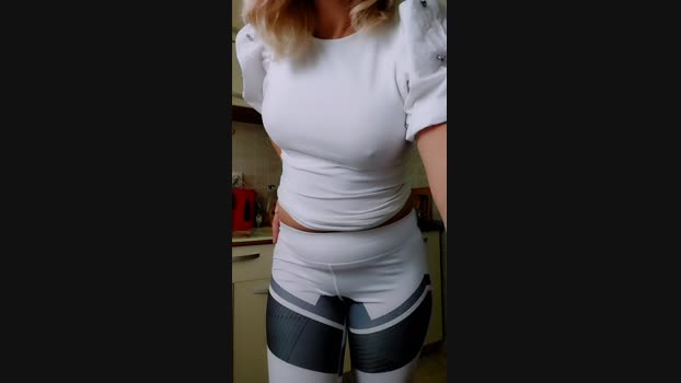 Rubia54  08-11-2023 analtoy Females