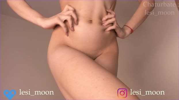 lesi_moon  14-11-2023 fuckme Females