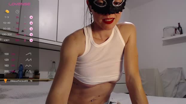 glow_diamond  18-11-2023 sex Females