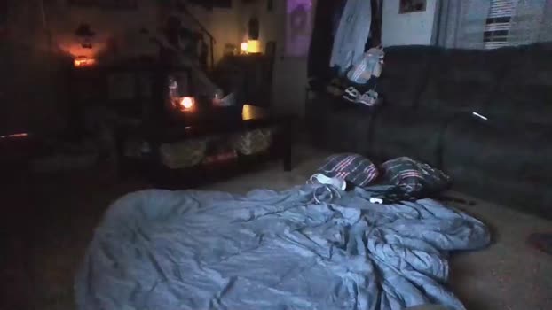 daddyslittle_slut  20-11-2023 strip Couples
