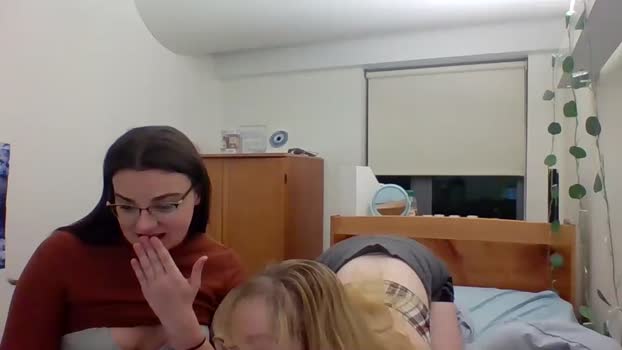 blonde_katie  22-11-2023 sexyfeet Females