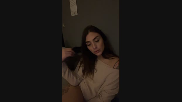ALICIAGRANDI  23-11-2023 bigboobs Females
