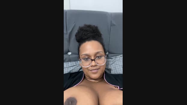 hazel38  25-11-2023 fuckme Females
