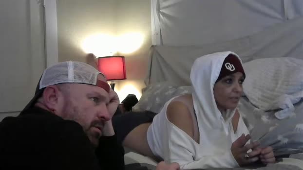 maxspocketfullofsundhine  25-11-2023 fuckme Couples