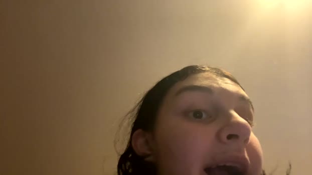 roxi_rori  27-11-2023 yummy Females