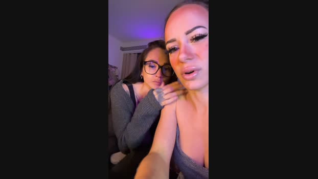 lola_show__  27-11-2023 sex Females