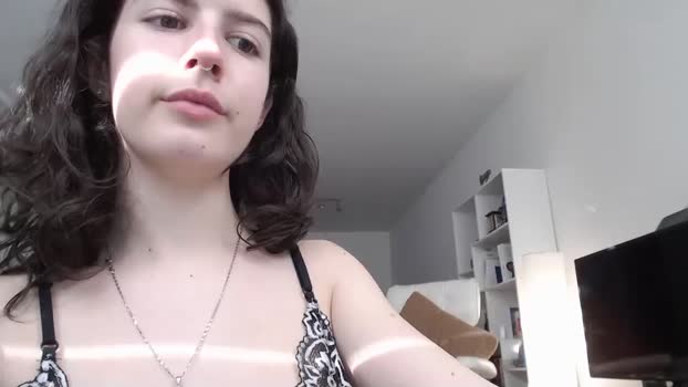 frenchava 18-12-2023 suck Females