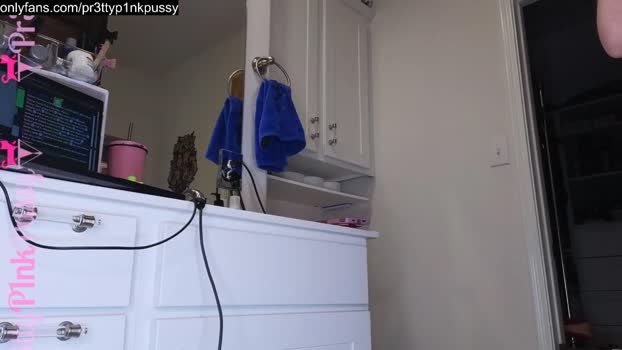 pr3ttyp1nkpussy 25-12-2023 prettyface Females