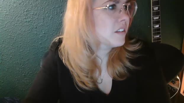 elle_love55 04-01-2024 lick Females