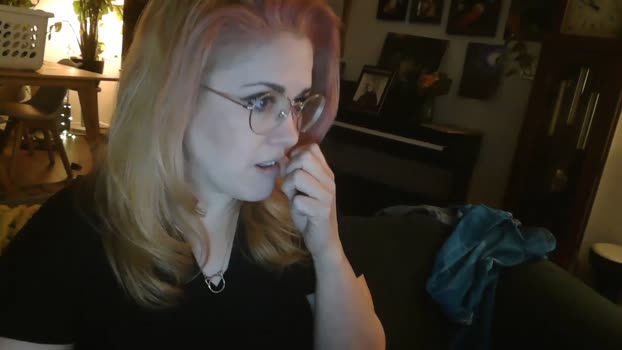 elle_love55 05-01-2024 lickpussy Females