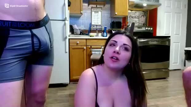 twerkthatbootybabe 08-01-2024 kissing Couples