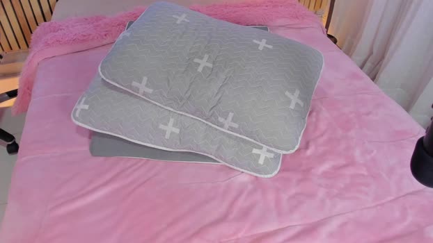 little_effy18 25-01-2024 naughty Females