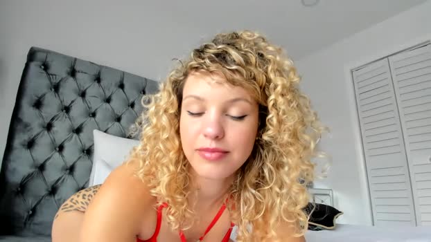 theislandgirl 02-02-2024 Cam Females