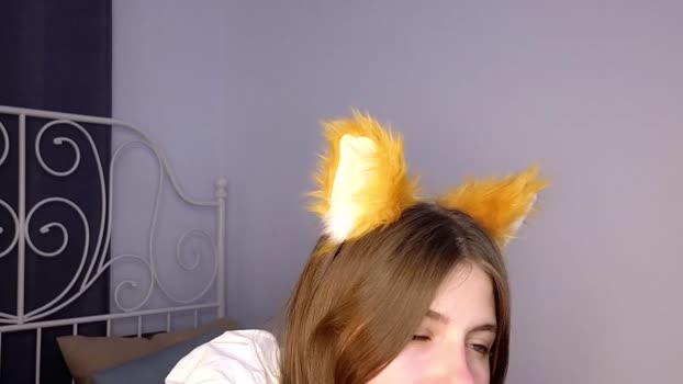 cute_fox_girl 04-02-2024 Naked Females