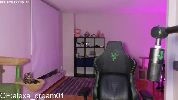 alexa_dream 11-02-2024 lick Females