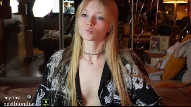 bestblondiiecb 13-02-2024 deepthroat Females