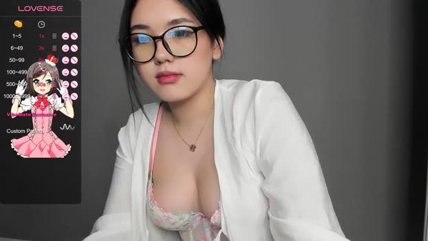 shy_cuteie18 31-03-2024 strip Females