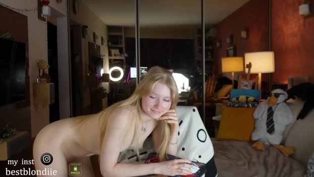 bestblondiiecb 27-04-2024 tits Females