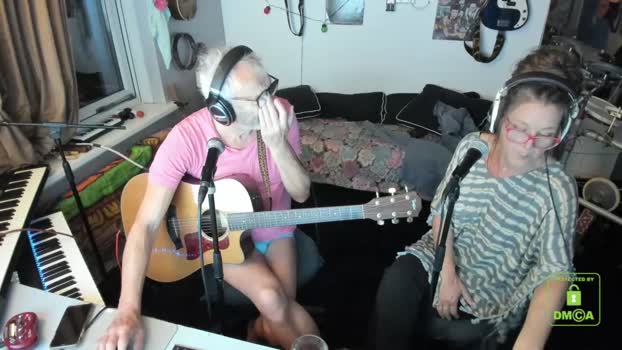 win2win 11-05-2024 sexyfeet Couples