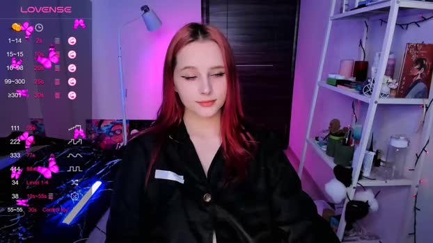 effie_lee 20-05-2024 strip Females