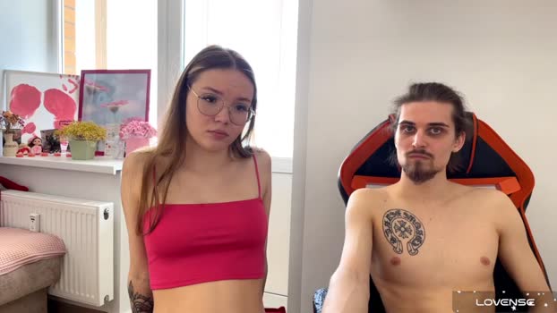sexstar_l1fstyl3 01-06-2024 Naked Couples