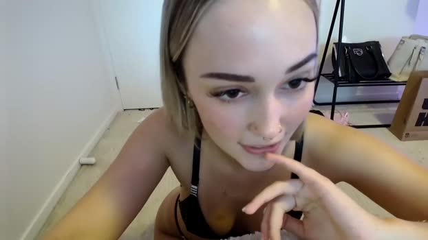 luvlivvyy 04-06-2024 analsex Females