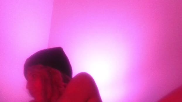 ready2fucku90 10-06-2024 spank Couples