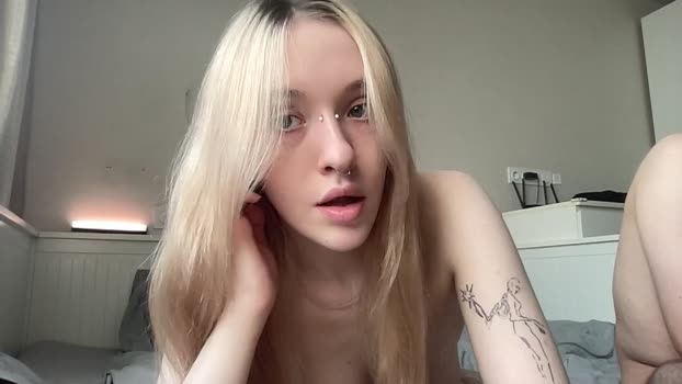 milky__coffee 11-06-2024 Webcam Couples