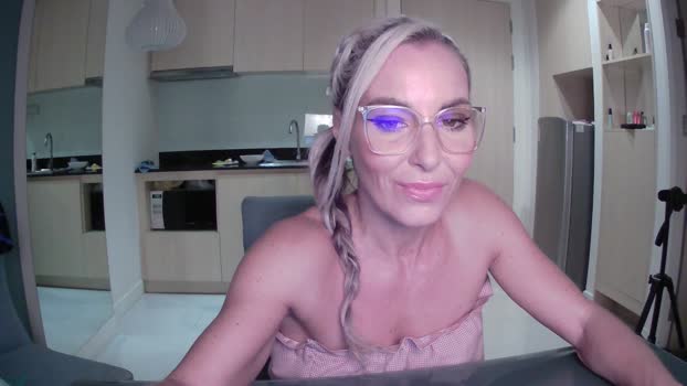 miss_bikini 14-06-2024 beautiful Females