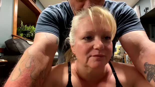 thanks4cumming24 16-06-2024 kissing Couples